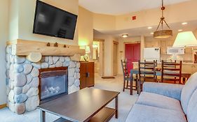 Tucker Mountain Lodge